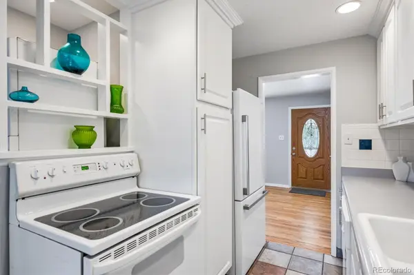2689 S Meade ST, Denver, CO 80219