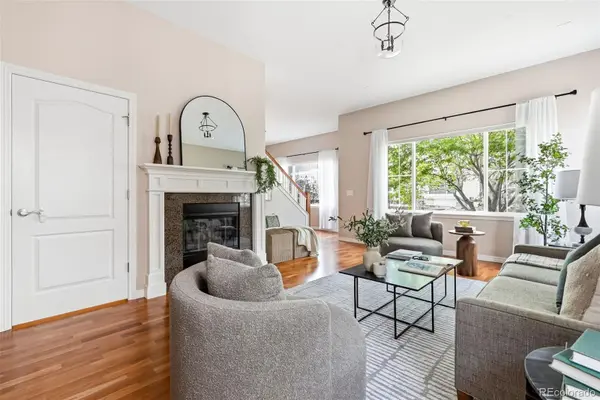 6175 S Paris ST, Englewood, CO 80111