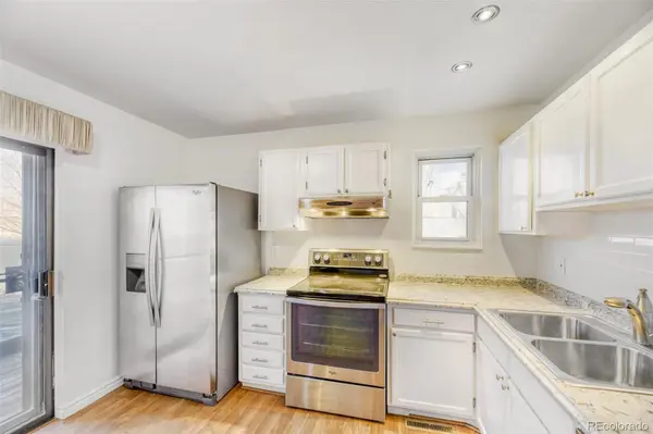 1160 S Clinton ST #40, Denver, CO 80247