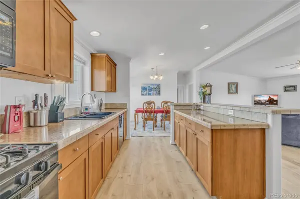 336 Lilac CIR, Lochbuie, CO 80603