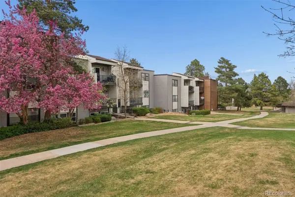 1300 Golden CIR #104, Golden, CO 80401