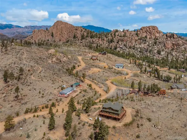 392 Brooks LN, Woodland Park, CO 80863