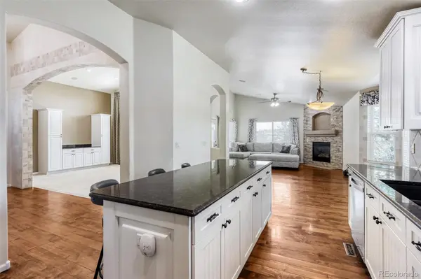 6686 Solana DR, Castle Pines, CO 80108