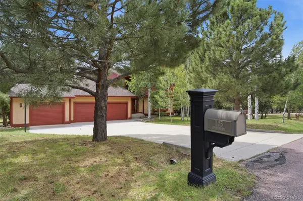 725 Country DR, Monument, CO 80132