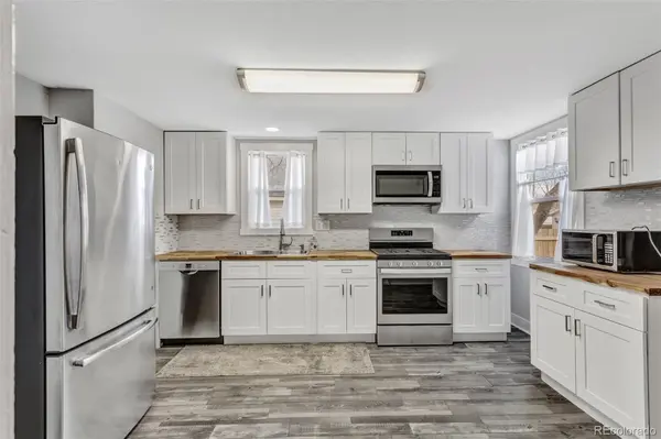 423 Phelps ST, Sterling, CO 80751