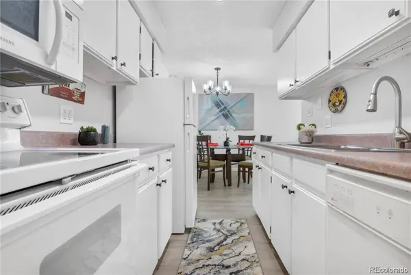 7375 E Quincy AVE #204, Denver, CO 80237