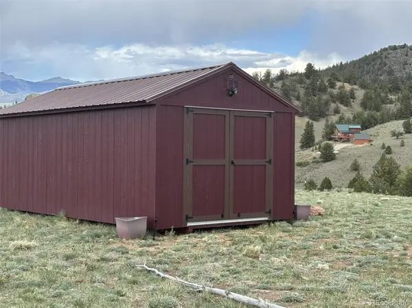 66 Chestnut LN, Como, CO 80432