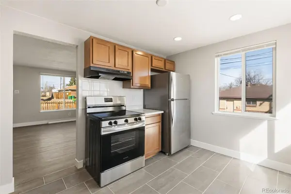 7120 W 16th PL, Lakewood, CO 80214