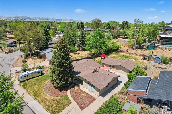 10215 W 17th PL, Lakewood, CO 80215