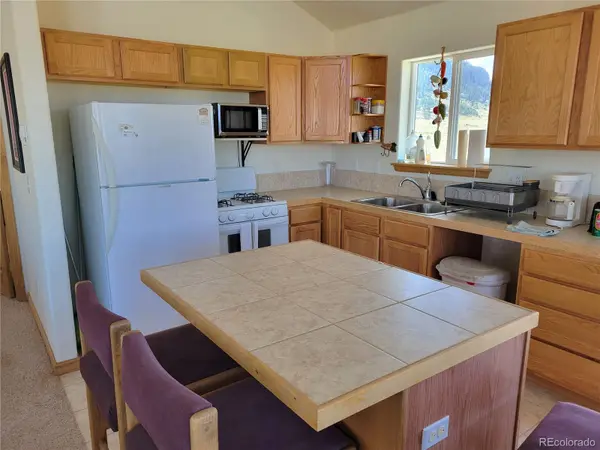 3150 High Chaparral RD, Lake George, CO 80449