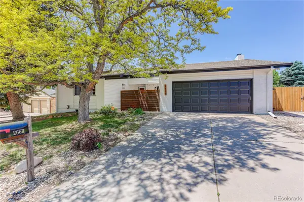 2669 S Moline CT, Aurora, CO 80014