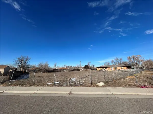 7301 Leyden ST, Commerce City, CO 80022