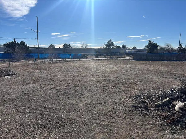 7301 Leyden ST, Commerce City, CO 80022