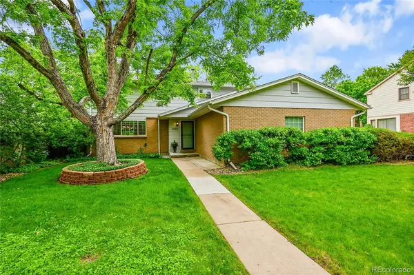 7439 S Depew ST, Littleton, CO 80128