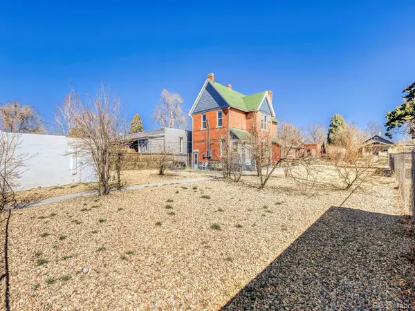 2949 N Columbine ST, Denver, CO 80205