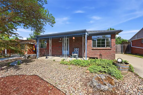332 S Leyden ST, Denver, CO 80224