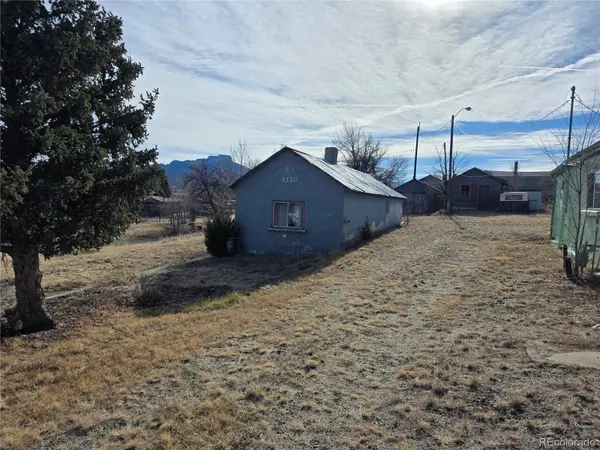 1124 Smith AVE, Trinidad, CO 81082