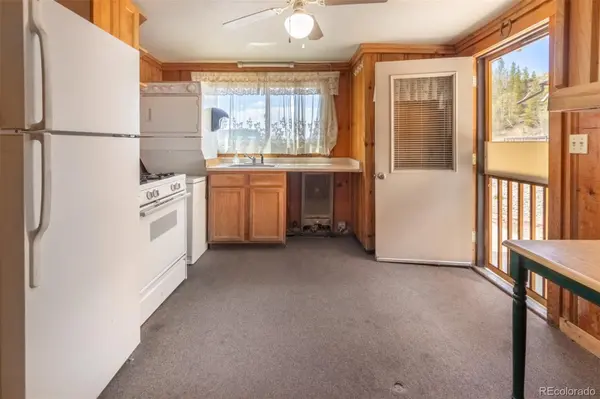 105 Lake Avenue, Grand Lake, CO 80447