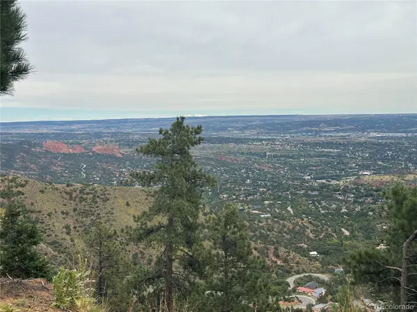 201 Founders PL, Manitou Springs, CO 80829