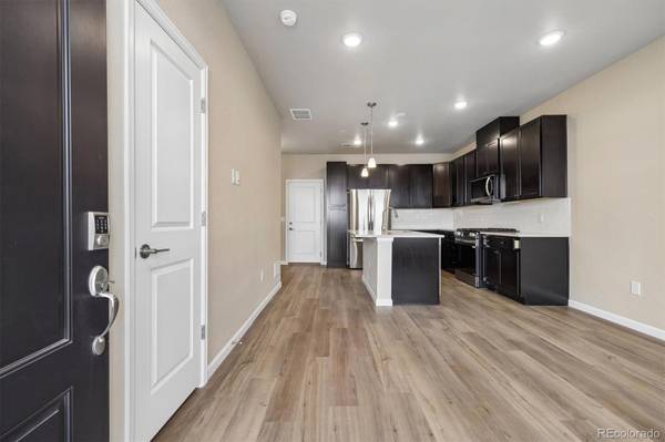 6710 Merseyside LN, Castle Pines, CO 80108