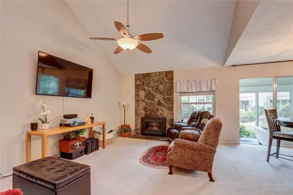 2784 S Heather Gardens WAY, Aurora, CO 80014