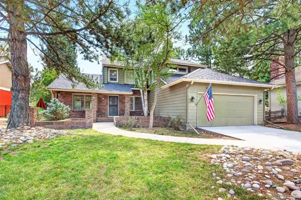 4 Oakmont LN, Littleton, CO 80127
