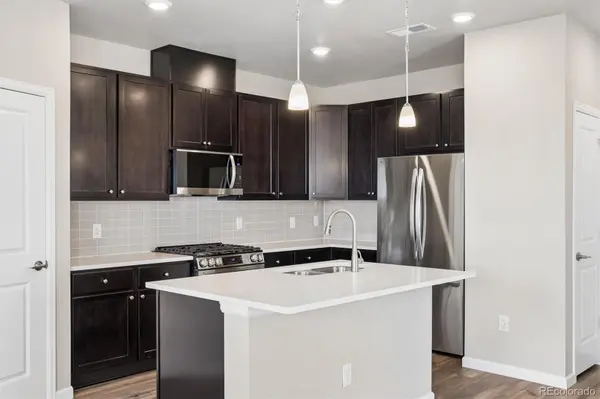 6720 Merseyside LN, Castle Pines, CO 80108