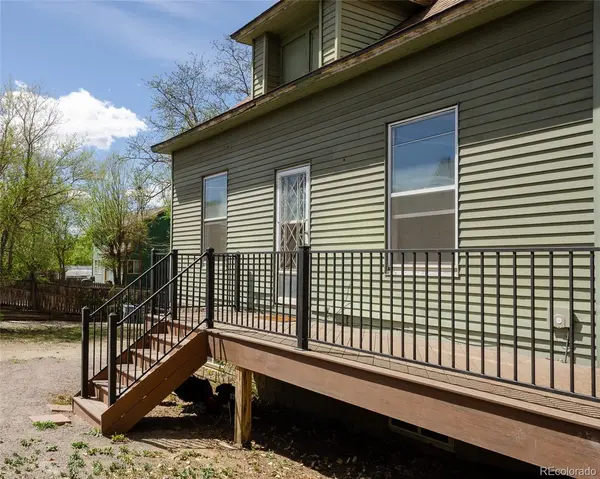445 Hover ST, Longmont, CO 80501