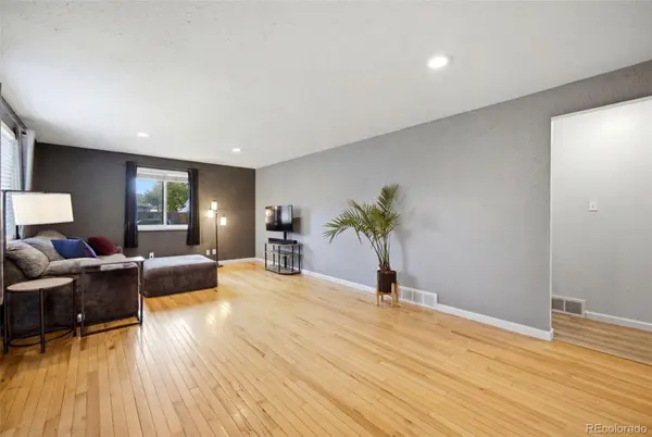 1490 S Zephyr ST, Lakewood, CO 80232