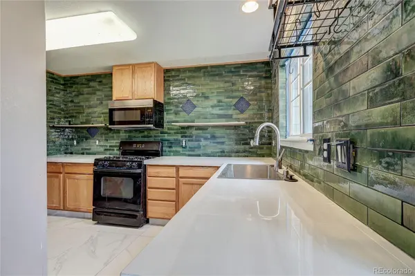 7582 S Sicily WAY, Aurora, CO 80016