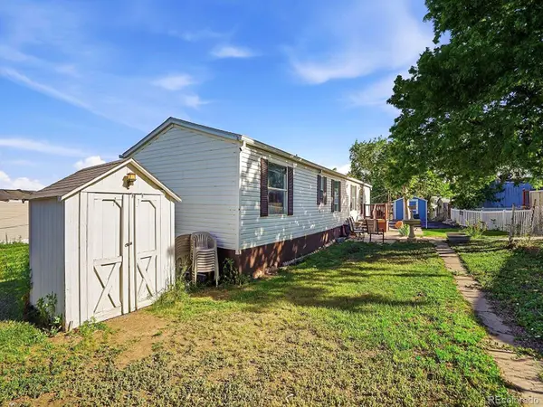 4211 E 100th AVE, Thornton, CO 80229
