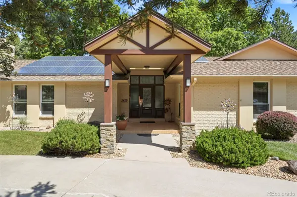 2429 S Chase LN, Lakewood, CO 80227