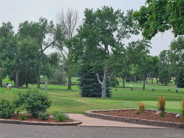 4003 S Carson ST #B, Aurora, CO 80014