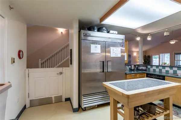 5975 Newland ST, Arvada, CO 80003
