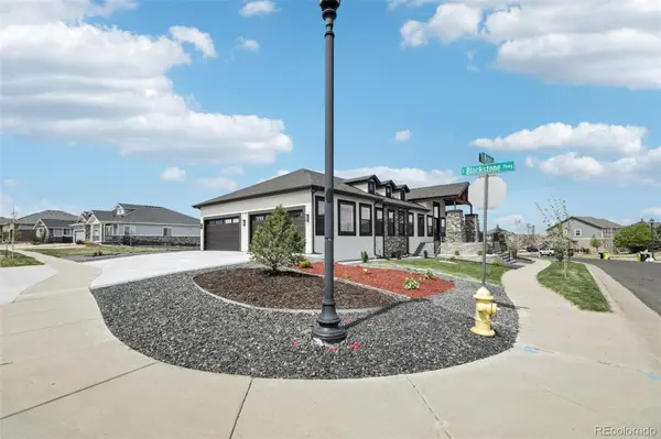 27330 E Nova CIR, Aurora, CO 80016