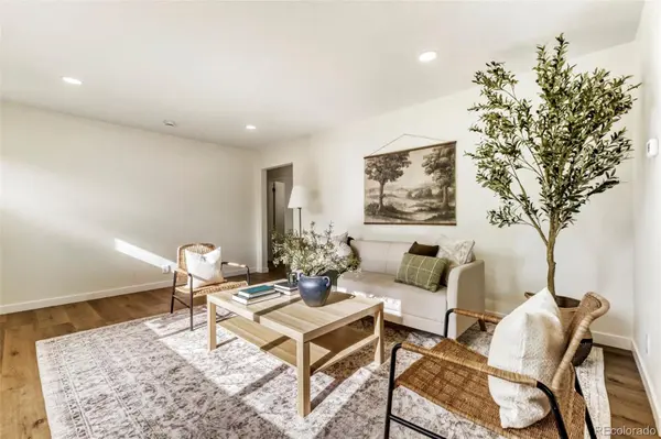 1590 S Jackson ST, Denver, CO 80210