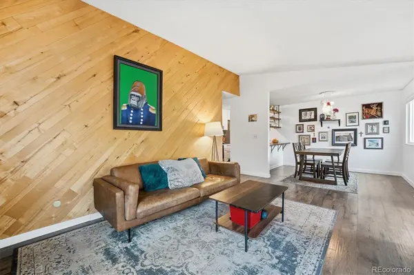 6860 E Mississippi AVE #E, Denver, CO 80224