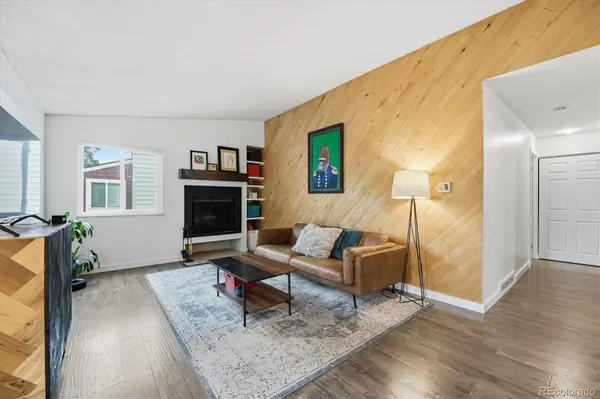6860 E Mississippi AVE #E, Denver, CO 80224