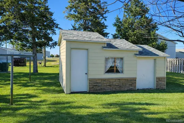 218 W 9th ST, Julesburg, CO 80737