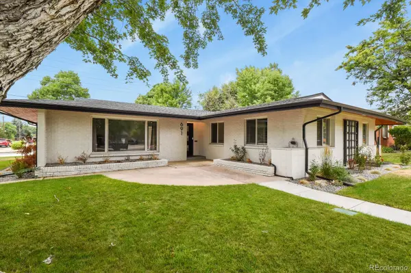 691 S Holly ST, Denver, CO 80246