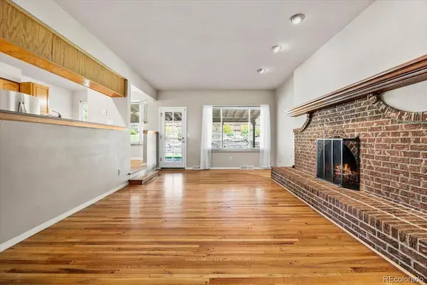 5477 S Cimarron RD, Littleton, CO 80123