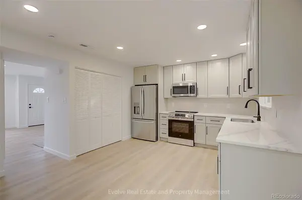 9014 E Mansfield AVE, Denver, CO 80237
