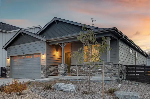 121 S Vandriver WAY, Aurora, CO 80018