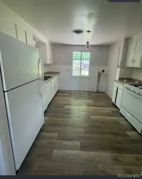 832 Elmira ST, Aurora, CO 80010