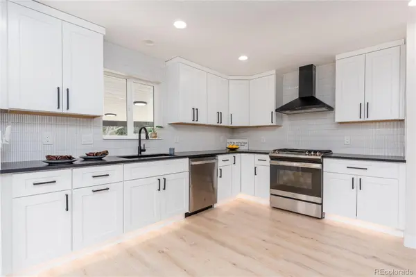 532 Galena ST, Aurora, CO 80010
