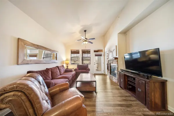 162 Village RD #303, Granby, CO 80446