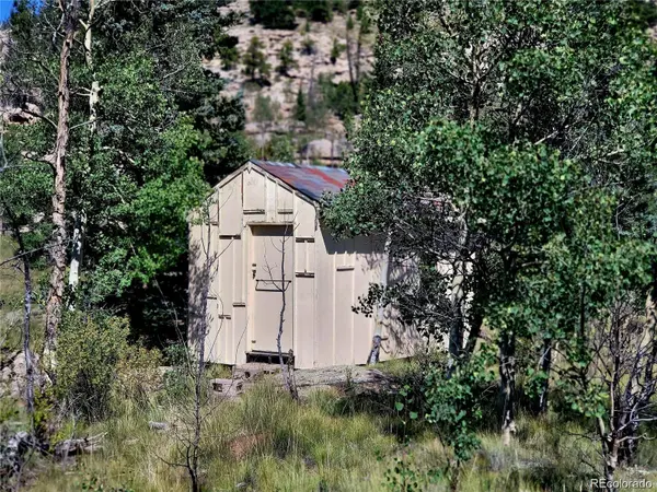 63 Longbow CT, Jefferson, CO 80456