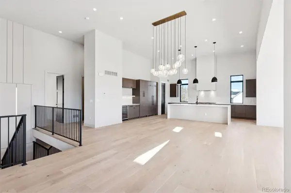 7893 Raphael LN, Littleton, CO 80125