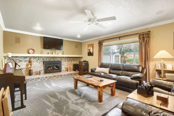5421 W Geddes PL, Littleton, CO 80128