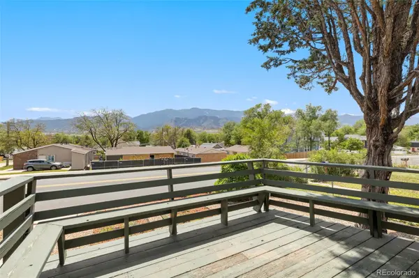 2206 W Uintah ST, Colorado Springs, CO 80904